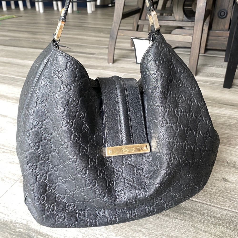 Gucci leather bag